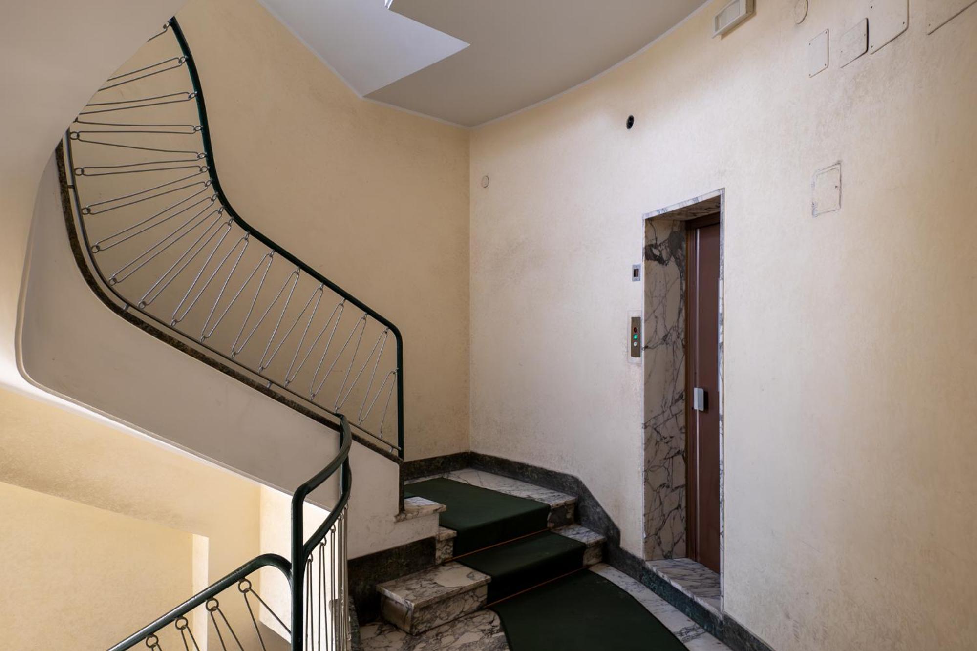 Bed & Breakfast The Place 2*